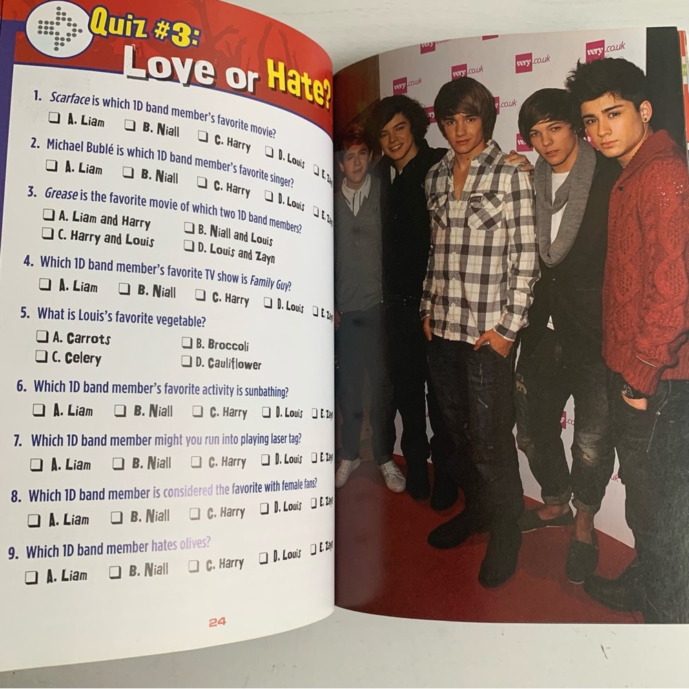 One Direction Quiz Book by Riley Brooks Scholastic 2012 - Picture 7 of 9
